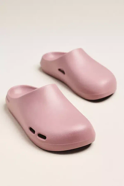 Bombas Friday Lightweight Comfort Cushion Clogs In Brown