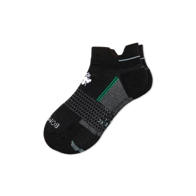 Bombas Running Ankle Socks In Black Onyx