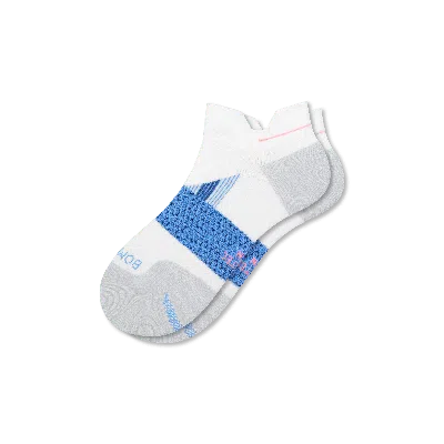 Bombas Running Ankle Socks In Chalk Blue