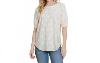 Bombom Daisy Embroidered Puff Sleeve Top In Ivory In White