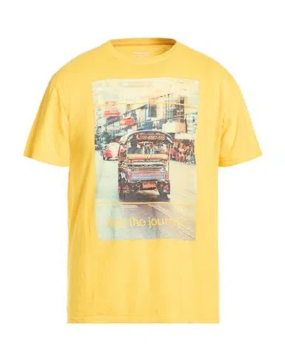Bomboogie Man T-shirt Yellow Size M Cotton, Linen