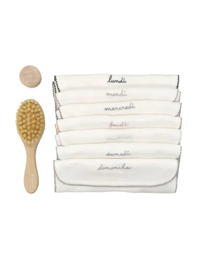 Bonpoint Kids'  Days Of The Week Bib Set In White