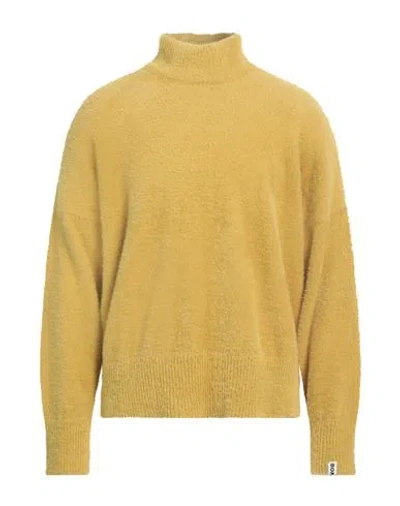 Bonsai Man Turtleneck Acid Green Size L Polyamide