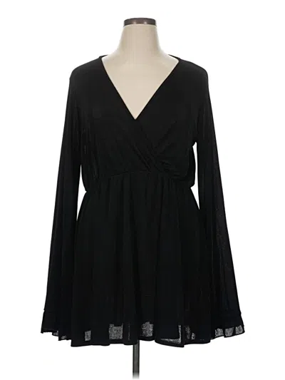 Pre-owned Boohoo Casual Dress In Black