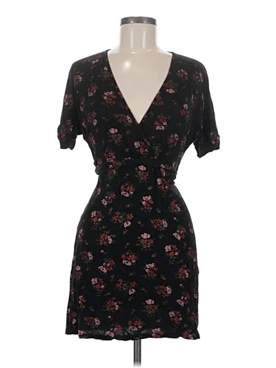 Pre-owned Boohoo Casual Dress In Black
