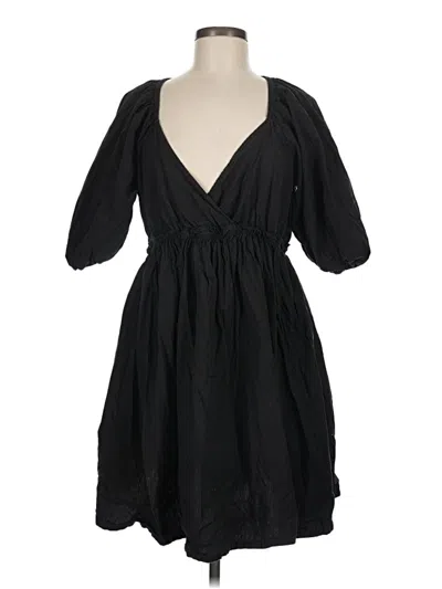 Pre-owned Boohoo Casual Dress In Black