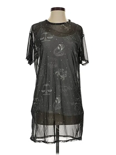 Pre-owned Boohoo Casual Dress In Gray