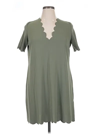 Pre-owned Boohoo Casual Dress In Green
