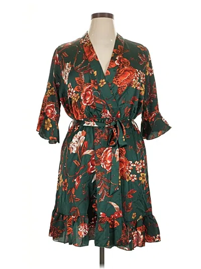 Pre-owned Boohoo Casual Dress In Green