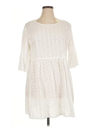 Pre-owned Boohoo Casual Dress In White