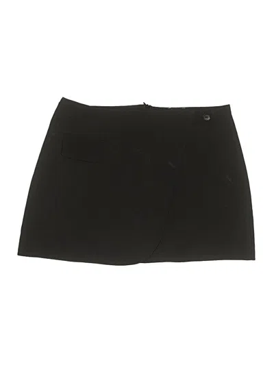 Pre-owned Boohoo Casual Skirt In Black