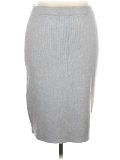 Pre-owned Boohoo Casual Skirt In Gray