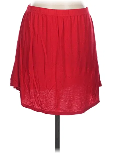Pre-owned Boohoo Casual Skirt In Red