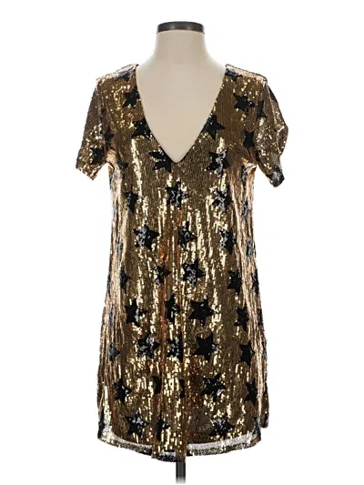 Pre-owned Boohoo Cocktail Dress In Gold