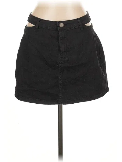 Pre-owned Boohoo Denim Skirt In Black