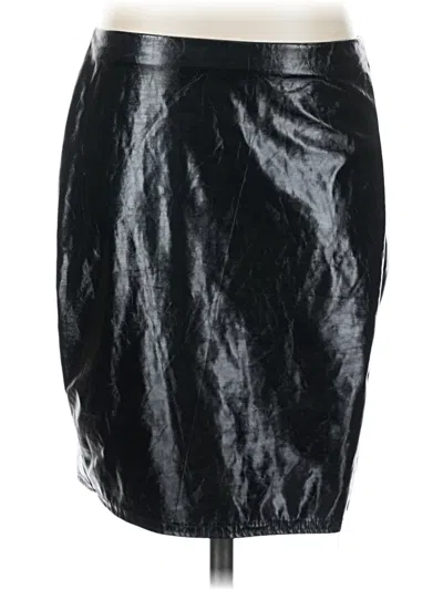 Pre-owned Boohoo Faux Leather Skirt In Black