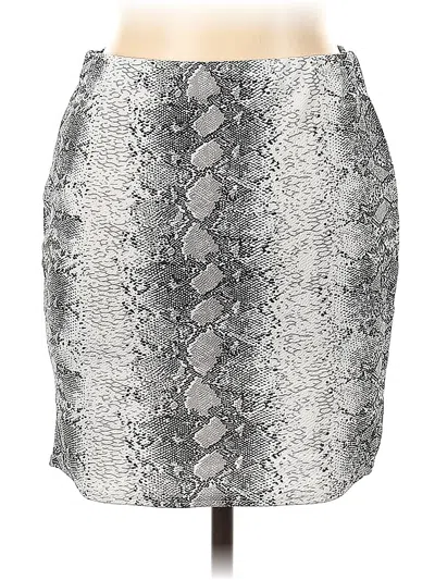Pre-owned Boohoo Faux Leather Skirt In Silver