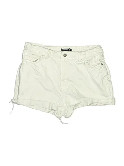 Pre-owned Boohoo Khaki Shorts In Ivory