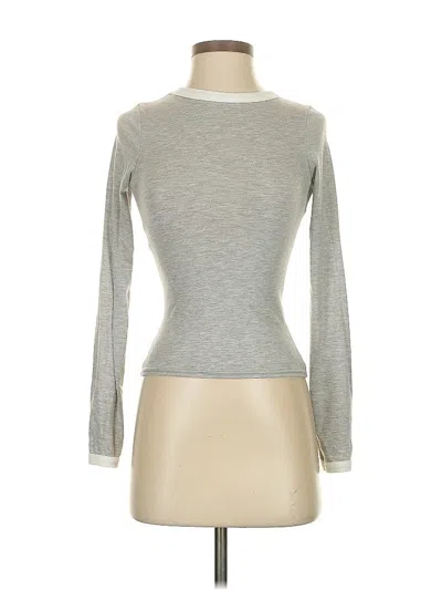 Pre-owned Boohoo Long Sleeve T-shirt In Gray