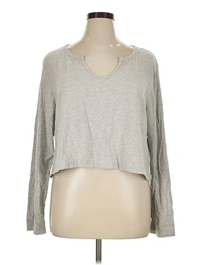 Pre-owned Boohoo Long Sleeve T-shirt In Gray