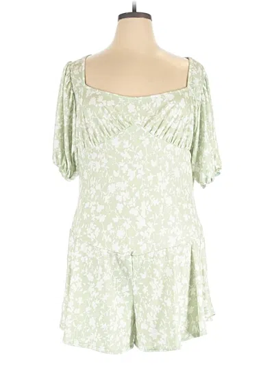 Pre-owned Boohoo Romper In Green
