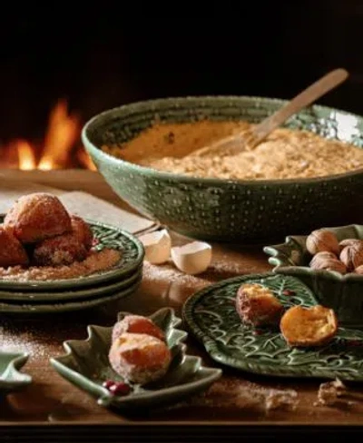 Bordallo Pinheiro Holly Dinnerware Collection In Green