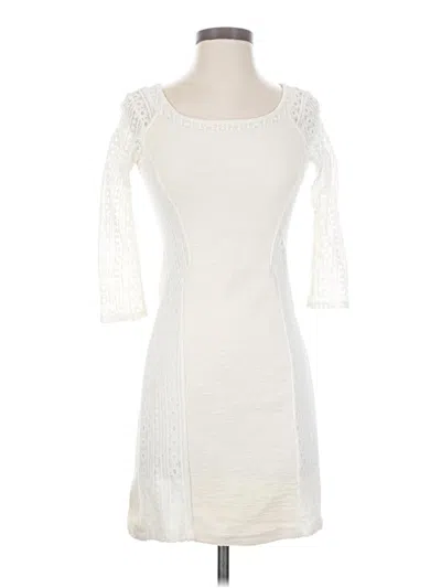 Pre-owned Bordeaux Cocktail Dress In Ivory