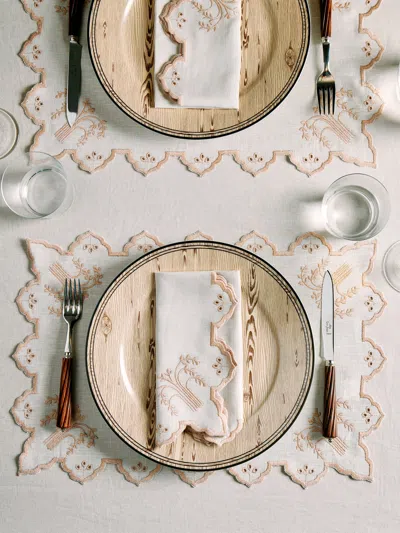Borgo Delle Tovaglie Eden Embroidered Linen Placemats (set Of 4)  Abask Gift Set In White