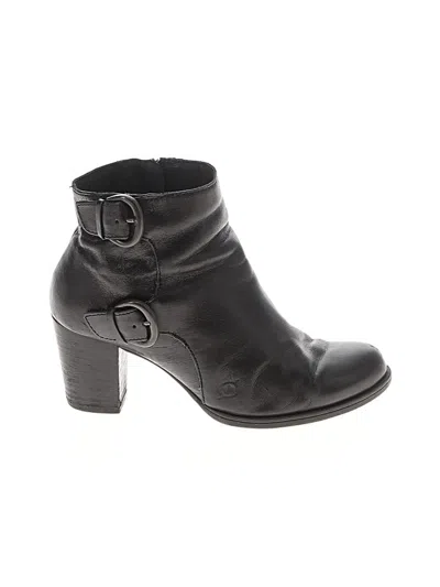Pre-owned Born Ankle Boots In Black