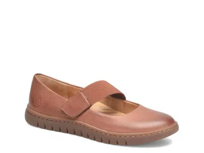 Born Aspen Mary Jane Flat In Brown