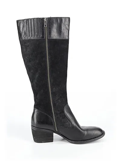 Pre-owned Born Boots In Black