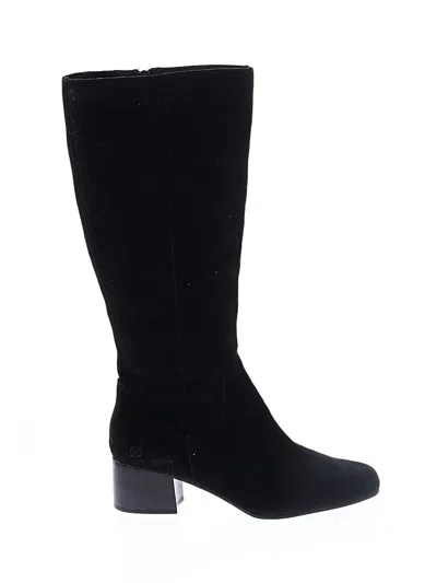 Pre-owned Born Boots In Black