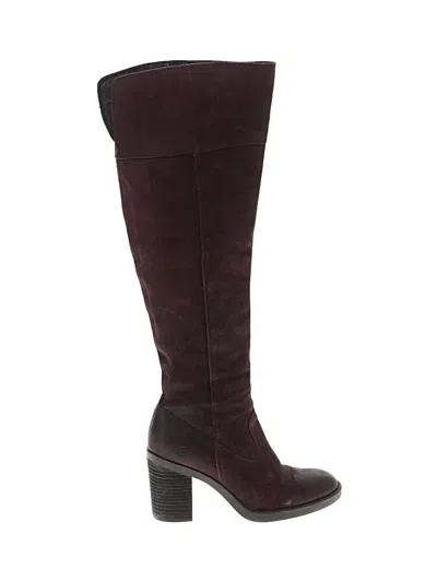 Pre-owned Born Boots In Burgundy