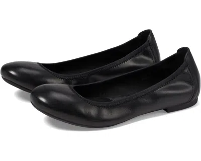 Born Julianne B78203 Flat Black Leather Round Toe Slip-on Hawk170