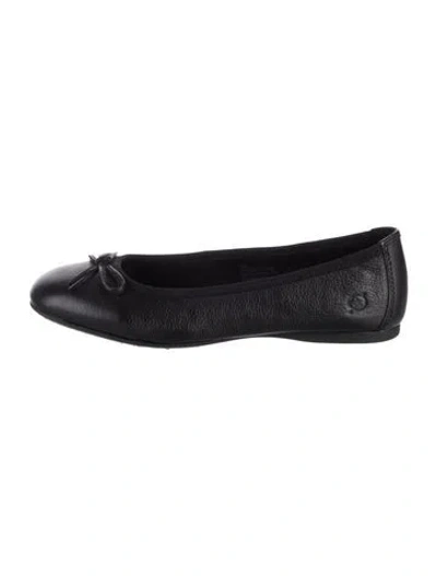 Pre-owned Born Leather Ballet Flats In Black