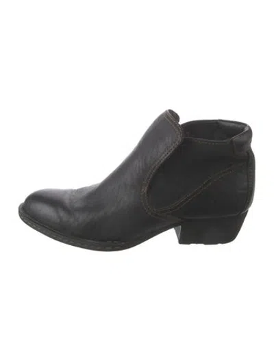 Pre-owned Born Leather Boots In Black