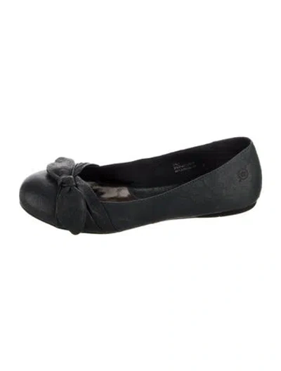 Pre-owned Born Leather Flats In Green