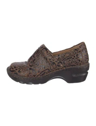 Pre-owned Born Leather Patterned Pumps In Brown