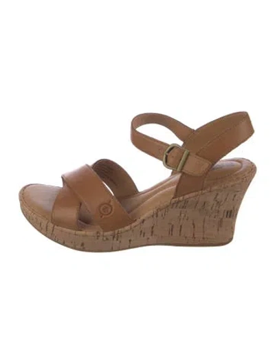 Pre-owned Born Leather Sandals In Brown