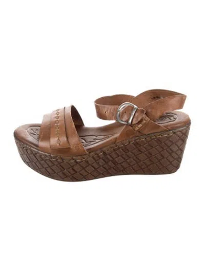 Pre-owned Born Leather Sandals In Brown