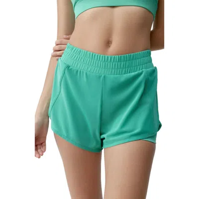 Born Living Yoga Padma 2.0 Performance Sports Short In Green