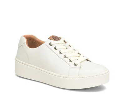 Born Mira Sneaker In White