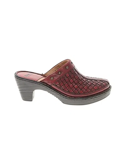 Pre-owned Born Mule/clog In Red