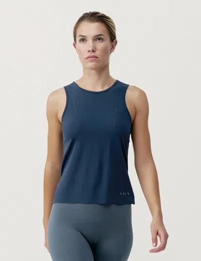 Born Race T-shirt In Blue