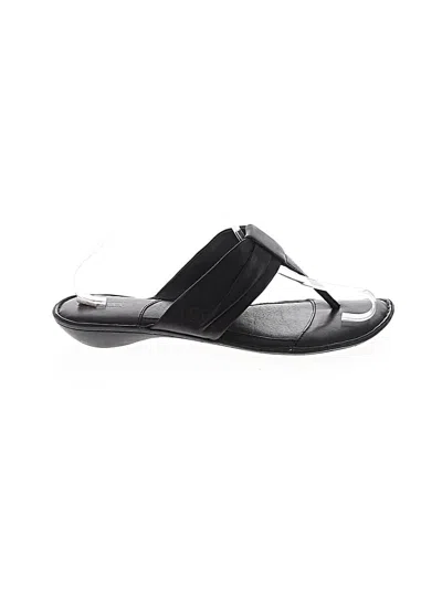 Pre-owned Born Sandals In Black