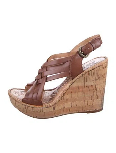 Pre-owned Born Sandals In Neutrals