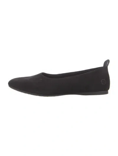 Pre-owned Born Suede Flats In Black