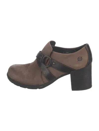 Pre-owned Born Suede Pumps In Brown