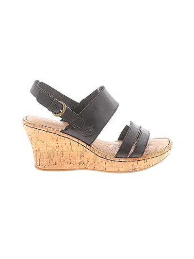 Pre-owned Born Wedges In Black