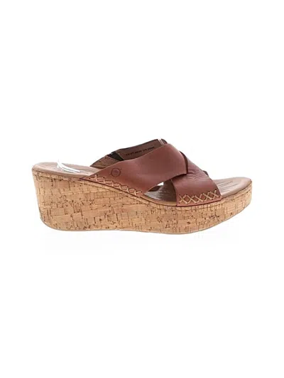 Pre-owned Born Wedges In Brown